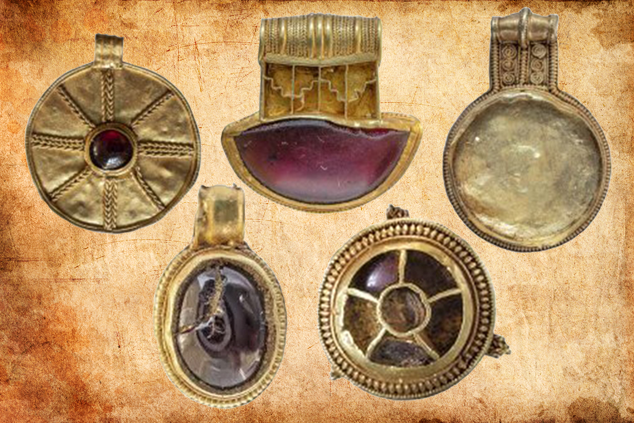 Neobvyklý nález z Anglie: Amatérští lovci pokladů objevili zlaté šperky